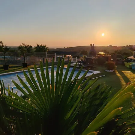 La Tiny Des Bougnats Semesterbostad *