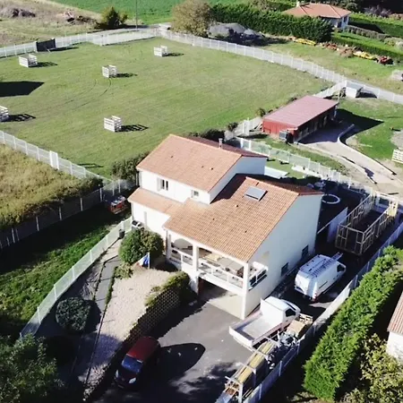 La Tiny Des Bougnats Semesterbostad